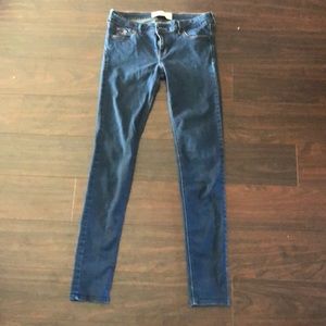 Hollister Super Skinny Jeans Size 9L